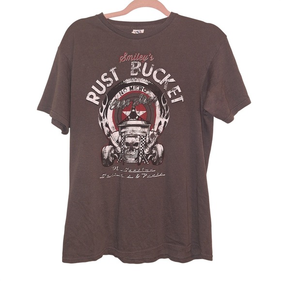 Delta Other - Smileys Rust Bucket Size‎ Medium Gray T-shirt  Casual Everyday Lounge Errands